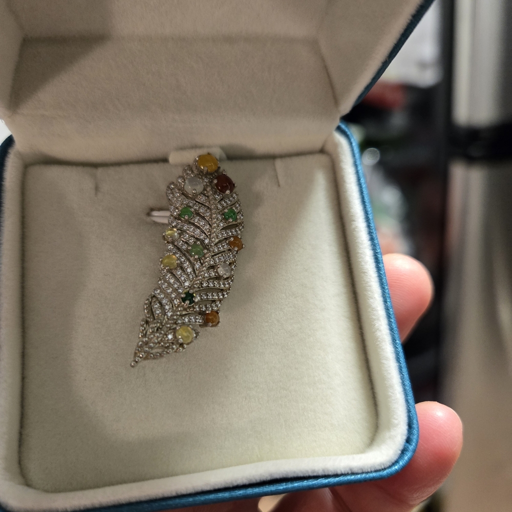 Elegant Multi-Color Jade Feather Brooch